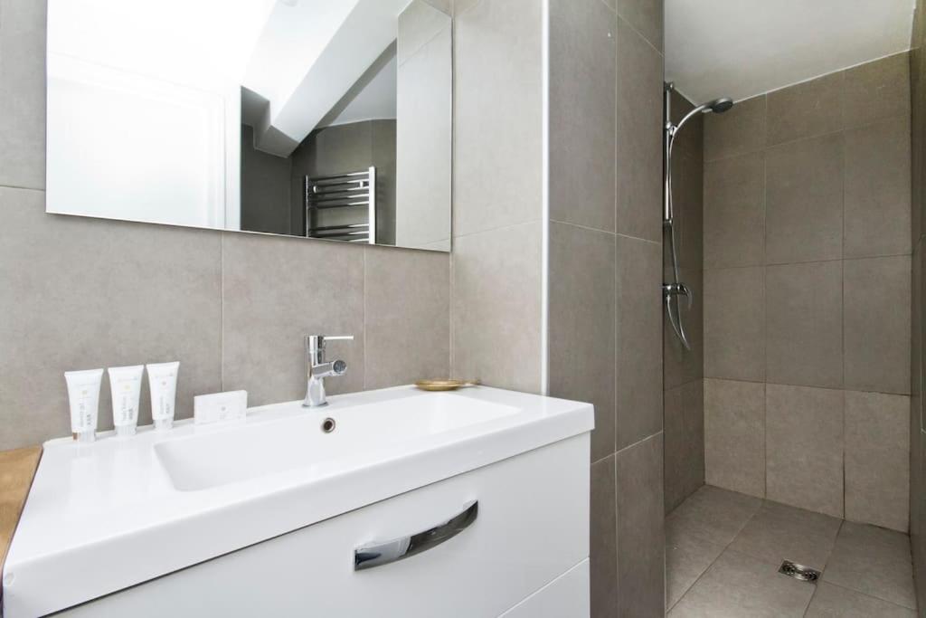 شقة Paris 3° Center - Le Marais المظهر الخارجي الصورة